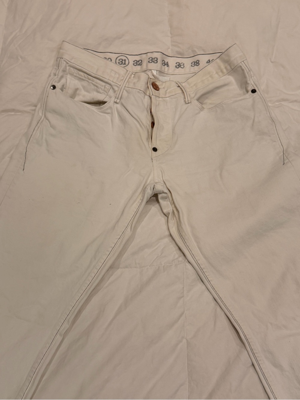 Earnest Sewn Slim White Jeans - 31
